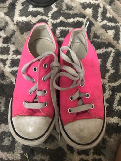 Pink converse size 10