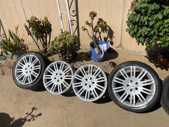 Mercedes-Benz Silver Multi-Spoke Wheels Set of 4 (stock rims)