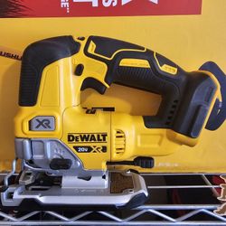 Dewalt 20v Xr Jig Saw (Tool Only) No Battery And No Charger 