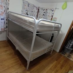 Queen Size Bunk Bed