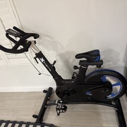 Home Gym Bundle – Treadmill + Cycling Bike (Both in Great Condition!) 