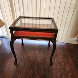 Wood Table, Opens Up, Can Store Items Vintage