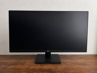 LG 34” Curved UltraWide WQHD Monitor – 3440x1440