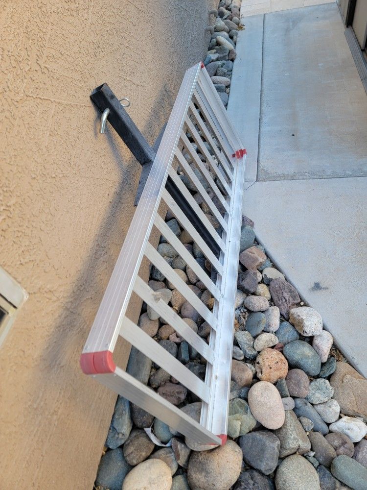 MaxxHaul 60" x 22" Aluminum Cargo Carrier Rack