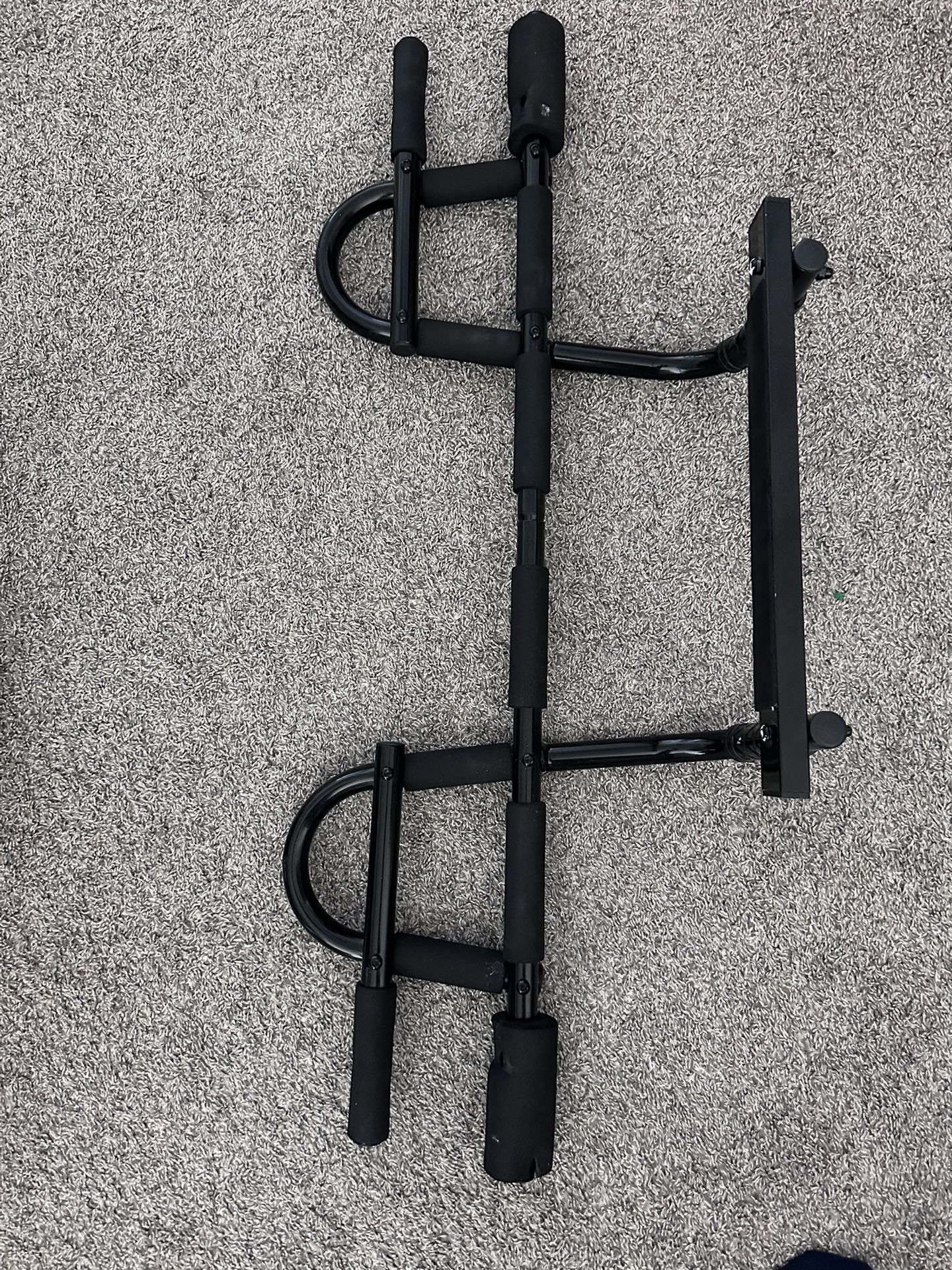 Pull up bar
