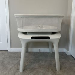 4Moms Mamaroo Sleep Bassinet 