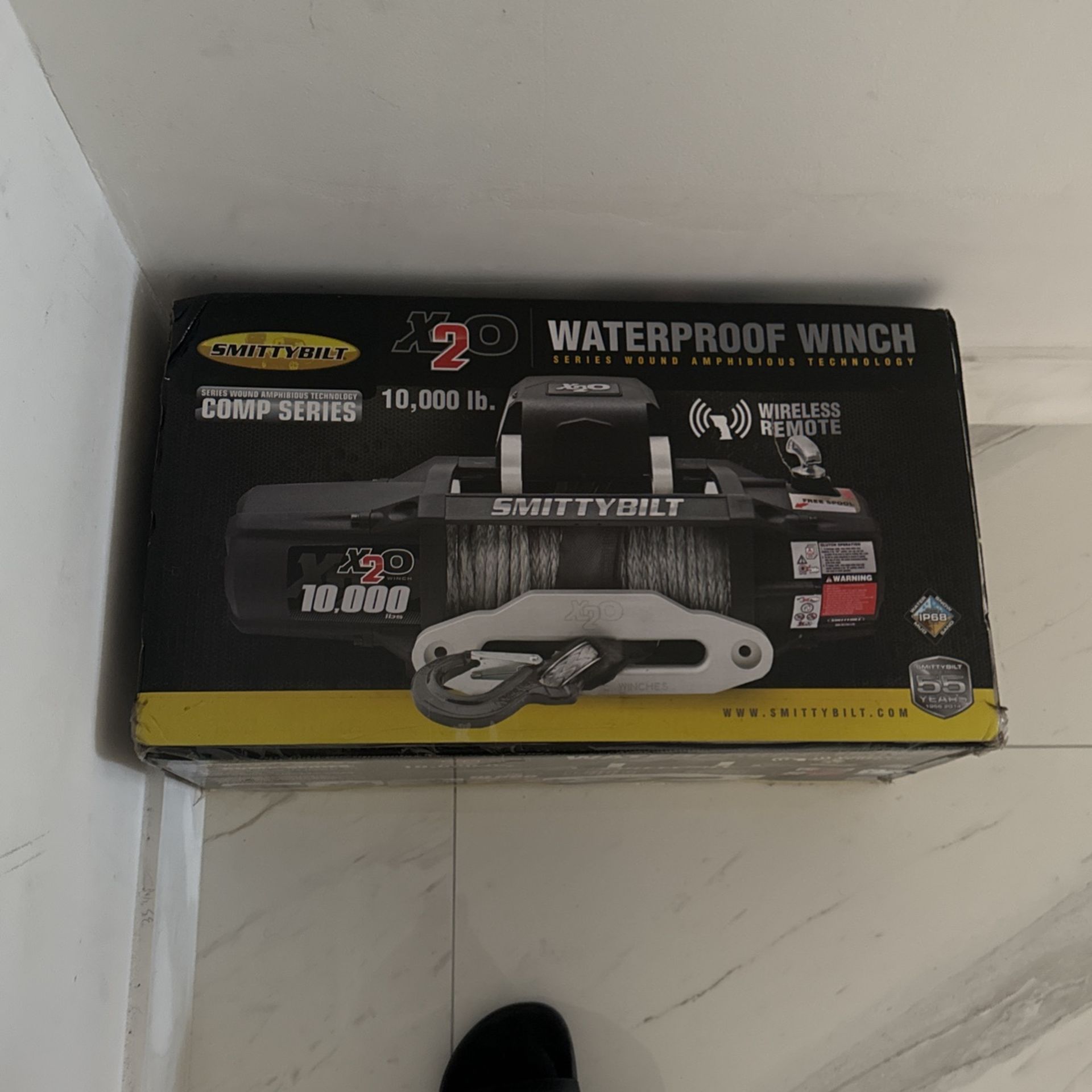 NEW 10,000 Lb Winch