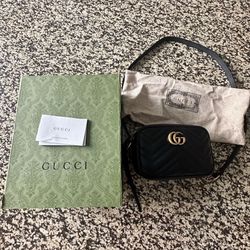 Authentic Gucci Like Brand New 