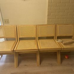 4 Dining Table Chairs