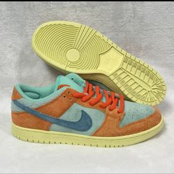 Nike SB Dunk Low Orange Emerald Rise (DV5429-800) - Size 11.5 Men's 
Brand new with box no lid
100 percent authentic 
Ship the same business day