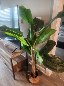 4ft artificial Plant