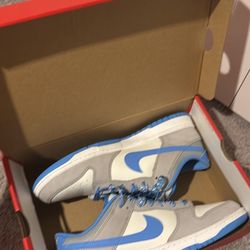 Nike Dunks Unc Blue 