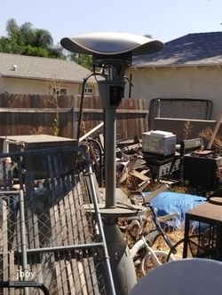 Gas heater stand up