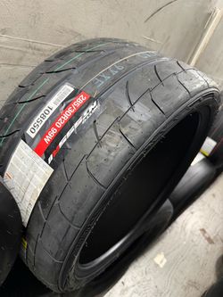 285/30R20 Nitto NT 555 R2 In Store !!