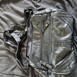 Black Purse 