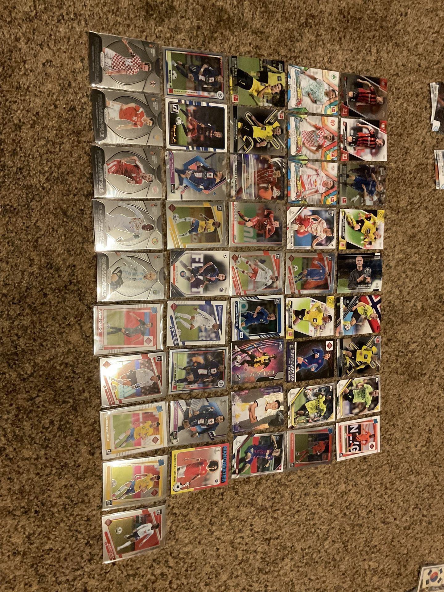 46 Superstar & Rookie Pro Soccer Cards With Inserts Mbappe, Bellingham, Lewandowski, Etc