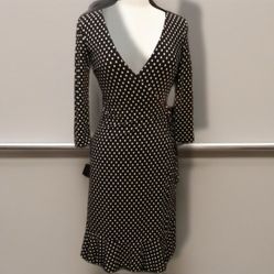 BCBG Classic wrap dress ipolka dot black  white  Long Sleeve Women's Size M Medium 
