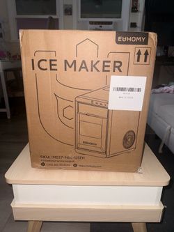 Nugget ice machine