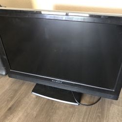 DYNEX flatscreen TV