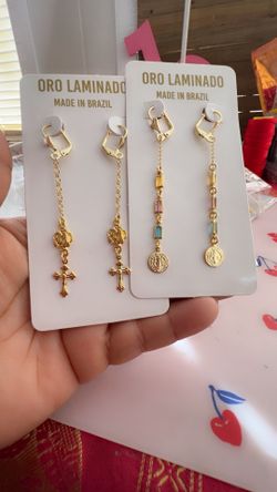 Aretes En Oro Laminado 