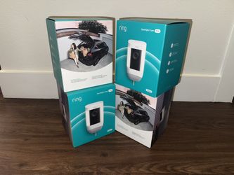 Ring Spotlight Cam Pro Plug-In White / 3D Motion Detection Two-Way Talk Camera