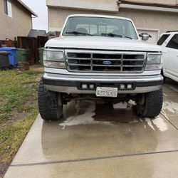 7.3 Diesel 4x4 F350 XLT Power Stroke 95’ Manual