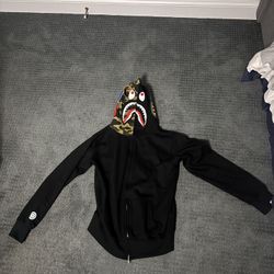 Bape Full Zip Hoodie Black And Camo Hood Size L 