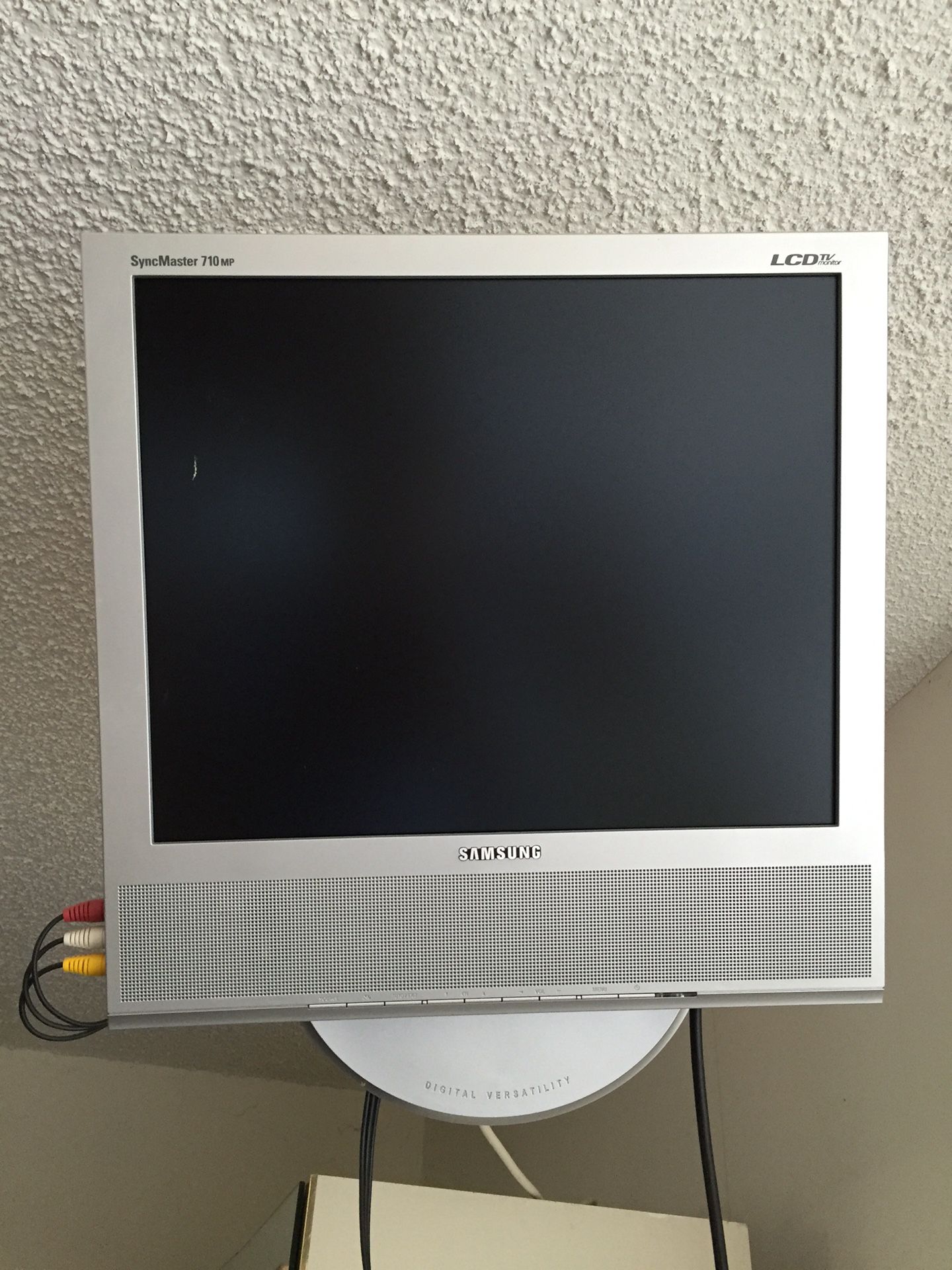 Samsung monitor and/or TV