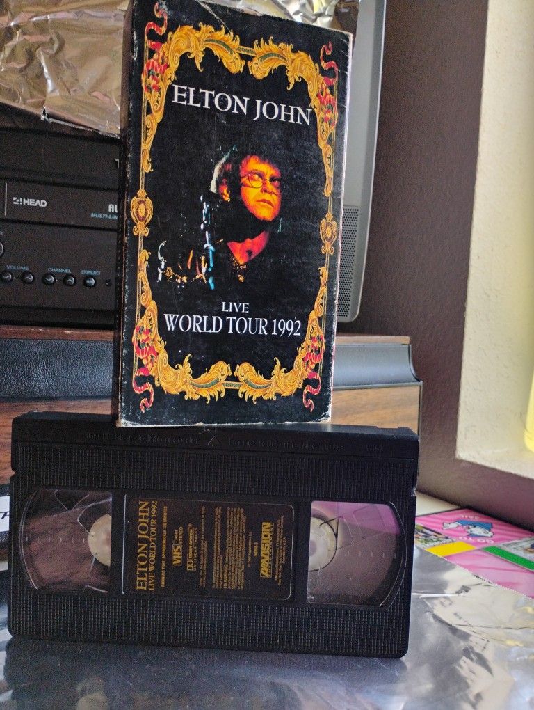 VHS Elton John LIVE WORLD TOUR 1992