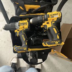 Dewalt 20v xr drill(DCD806B) and DCD794B