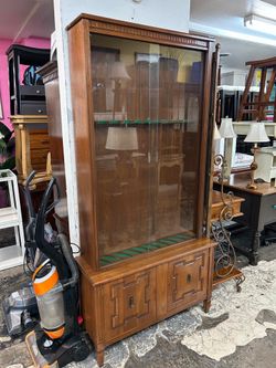 Firearm cabinet