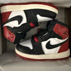 JORDAN 1 RETRO HIGH OG 5C