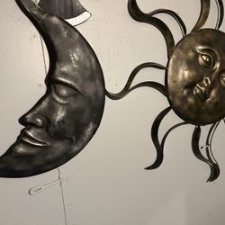 Wall Decor Sun&moon $8