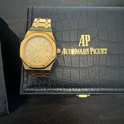 Gold Designer Watch 