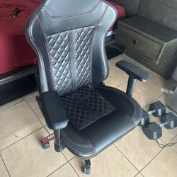 Maingear Forma Gt Gaming Chair 