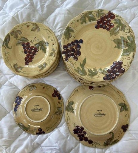Collectible Noble Excellence Plates