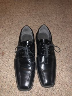 Men’s dress shoes size13