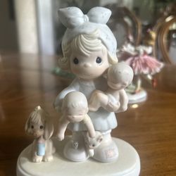 Precious Moments The Joy of the Lord Is My Strength Figurine Porcelain 1985