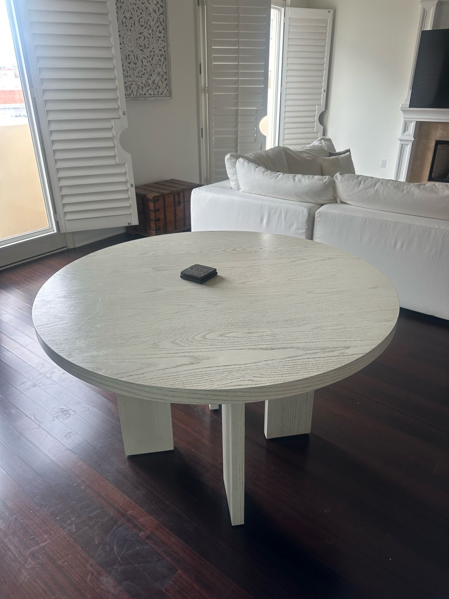 Talitha 47.75" Round Dining Table