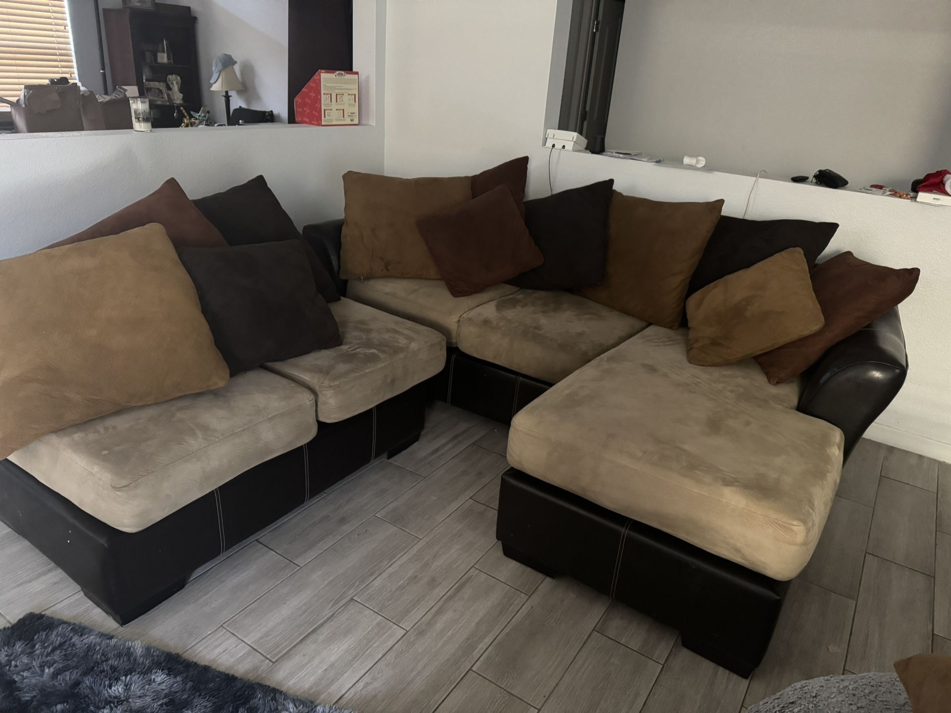3 Piece Sectional & Recliner
