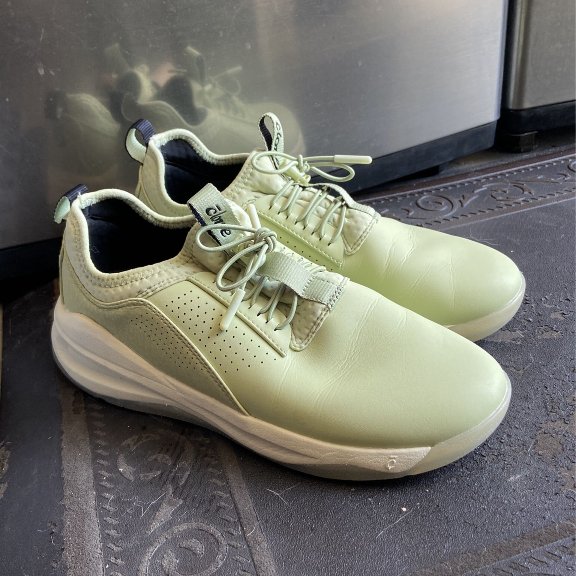 Clove Shoes Health Care Workers