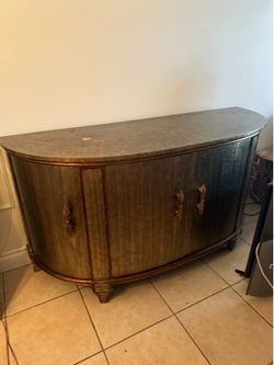 Side board