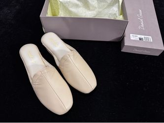 Ladies Beautiful Leather House Shoes NEW