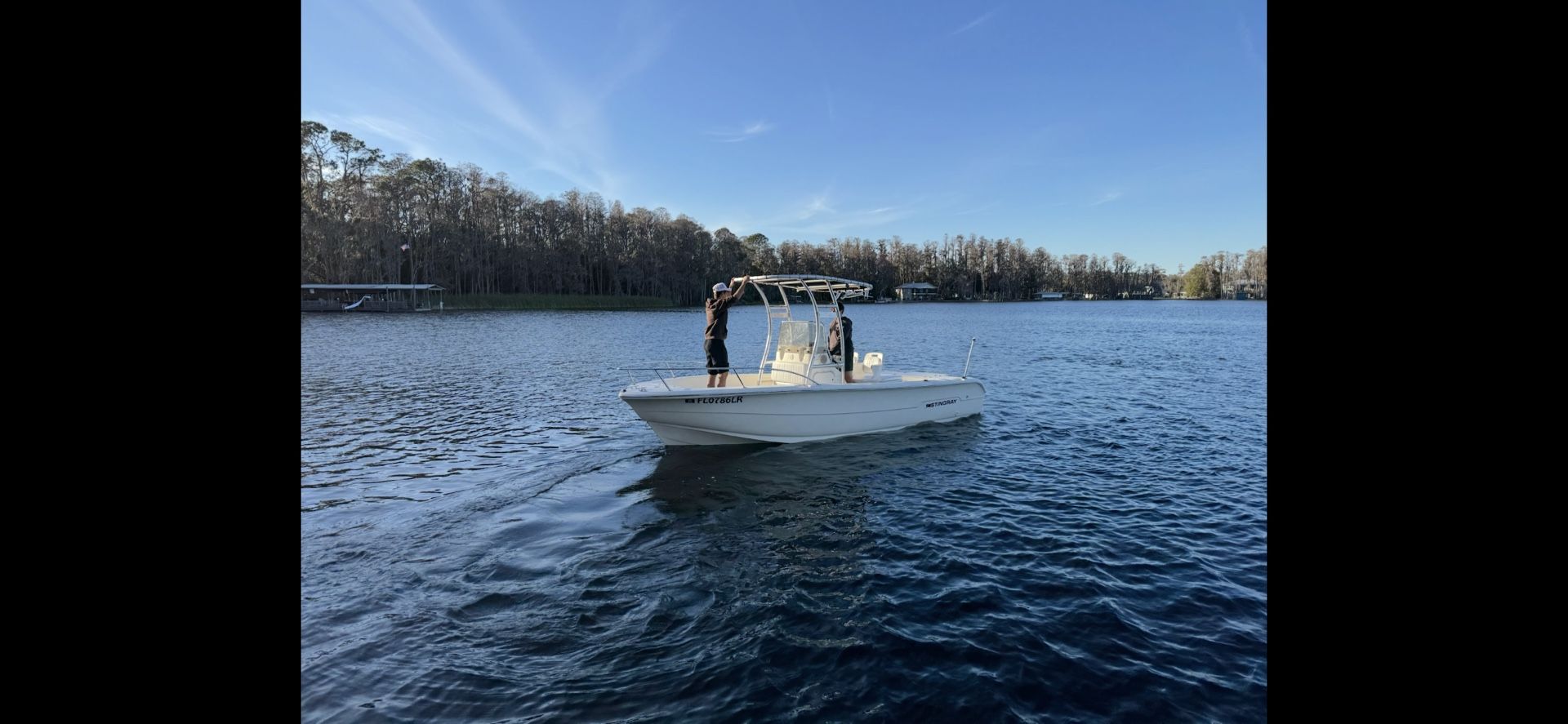 21’ Stingray Center Console 2001