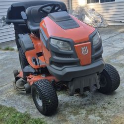 HUSQUVARNA Fast Tractor Super Capacity