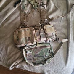 Emerson Gear chest rig