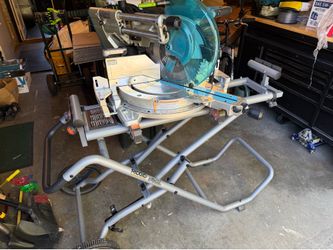 Makita 12 in Dual Bevel Sliding Miter Saw with Rigid Stand