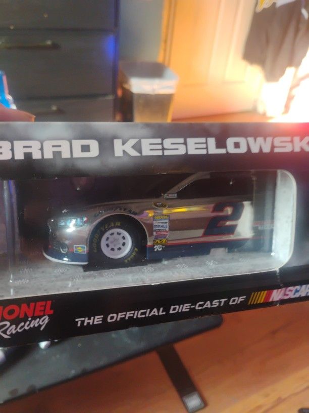 2015 Brad Keslowski Diecast 1:24 Color Chrome 80/84