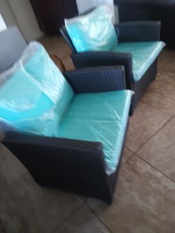 Patio set of 2 chairs $90
