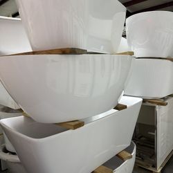 54 In FreeStanding Tubs, 60 In